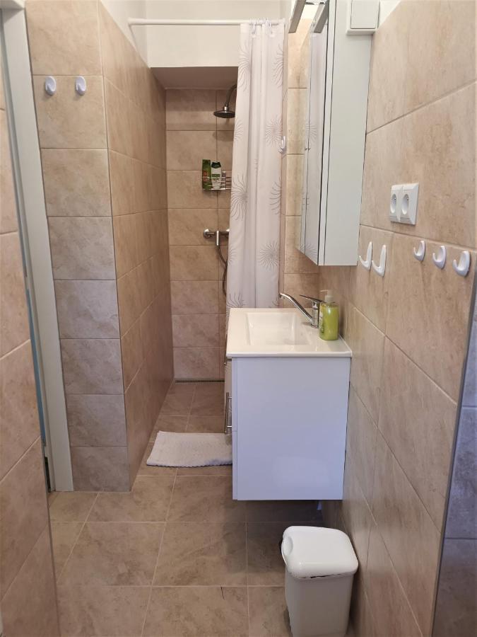 Apartman Alena Karlovy Vary Exterior foto